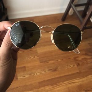 Ray-Ban Round Metal Sunglasses